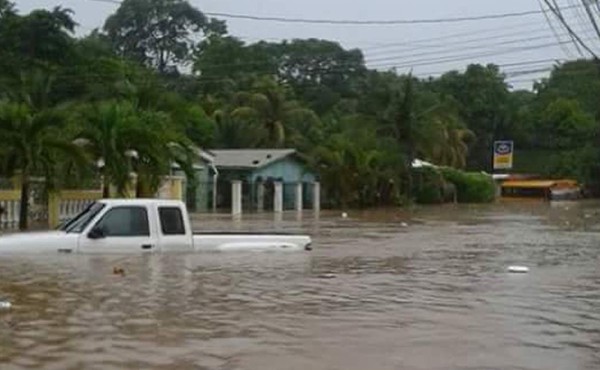 Tela está en alerta roja por fuertes lluvias&nbsp;&nbsp;